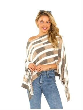 Northern Angel Mocha / Grey Fuzzy Sweater Poncho Frenge Bohemian Warm Size S / M